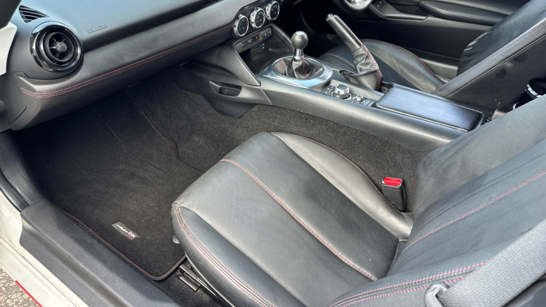 Mazda MX-5 1.5 Icon 2dr Petrol Convertible